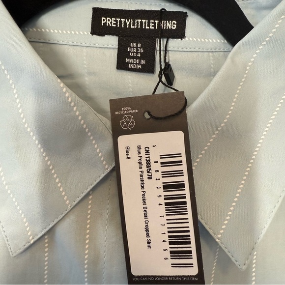 PrettyLittleThing Blue Poplin Pinstripe Pocket Detail Cropped Shirt - Picture 6 of 6